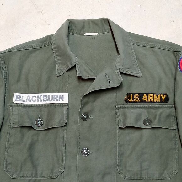 Vintage OG 107 US Army Shirt Jacket Size Small Vietnam War Era 60s Sateen Field - Picture 2 of 13